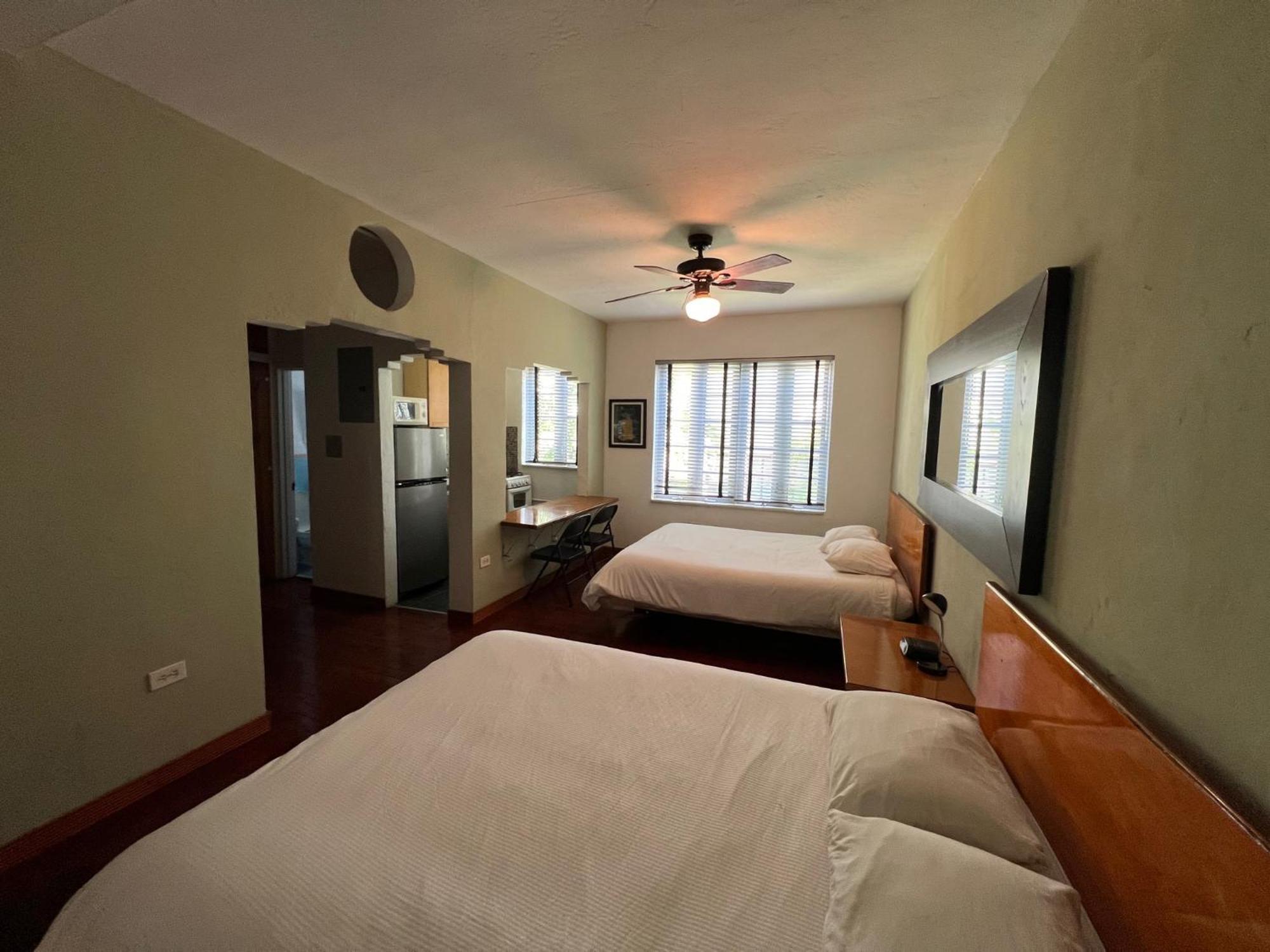 Sherbrooke All Suites Hotel Маями Бийч Екстериор снимка