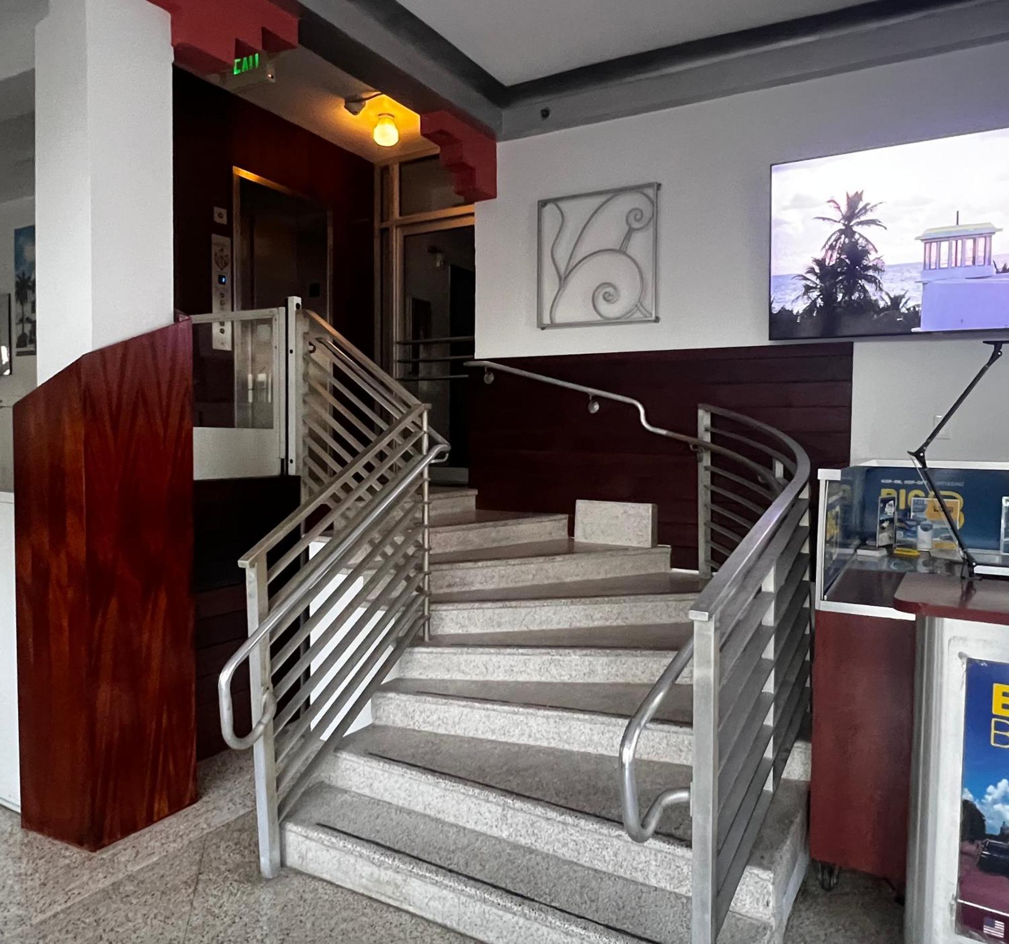 Sherbrooke All Suites Hotel Маями Бийч Екстериор снимка