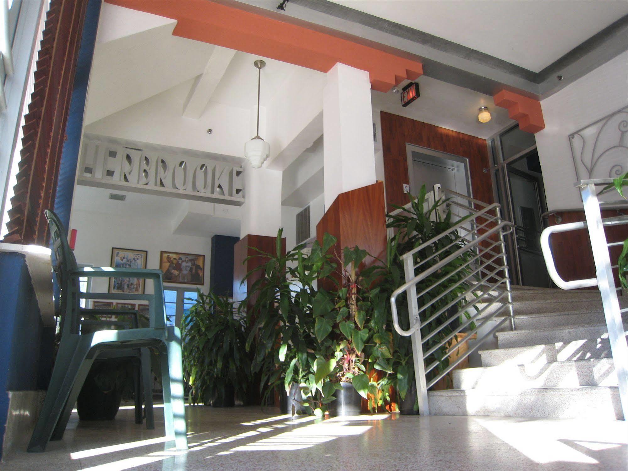 Sherbrooke All Suites Hotel Маями Бийч Екстериор снимка
